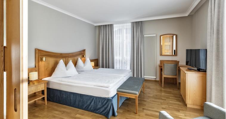 hotel-post-bruneck-zimmer-junior-suite-01