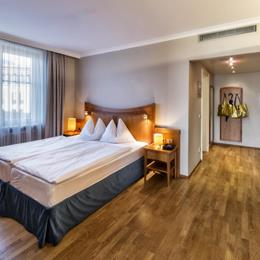 hotel-post-bruneck-zimmer-suite-01