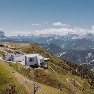 hpb-ausblick-berg-resized