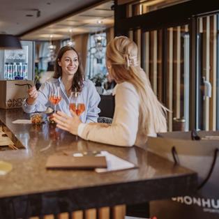 2022-02-11-hotel-post-bruneck-aperitif-im-cosmo-2-resized
