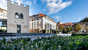 hotel-post-bruneck-summer-post-aussen-27