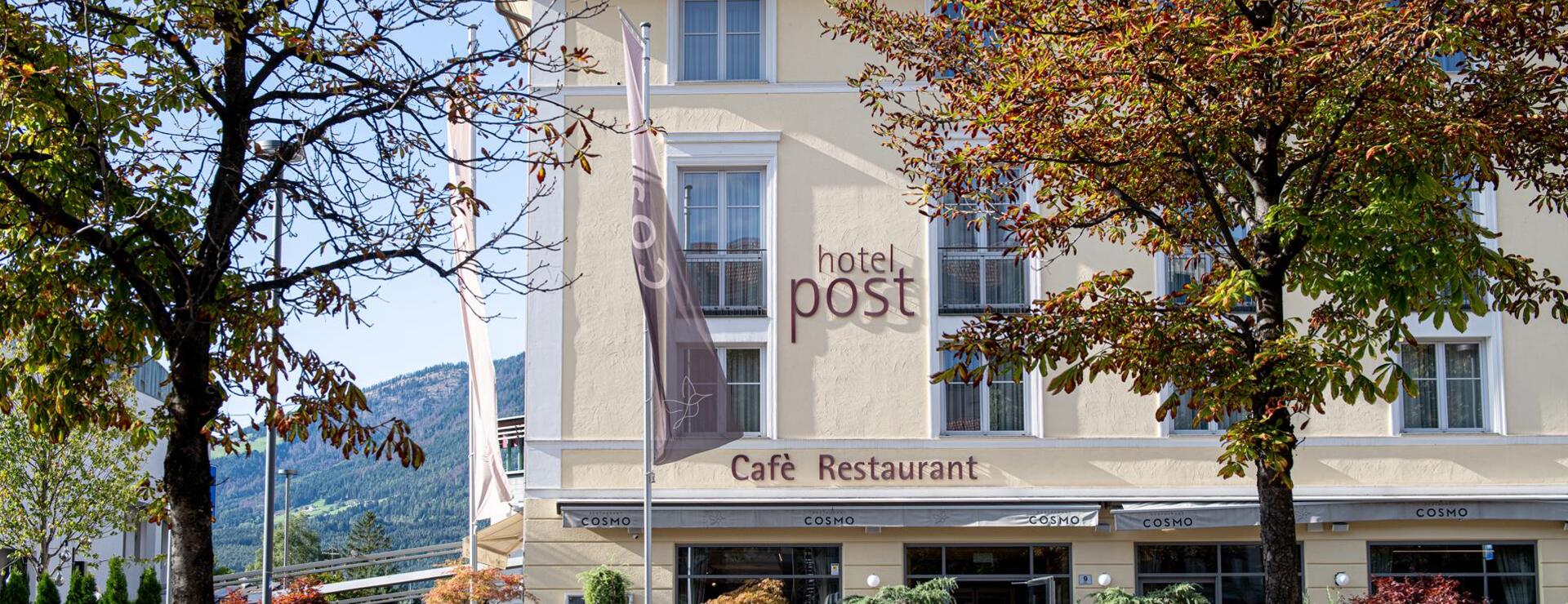 hotel-post-cosmo-autumn-outside