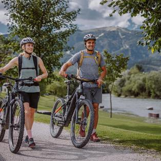2022-07-08-hpb-radfahren-schieben-web